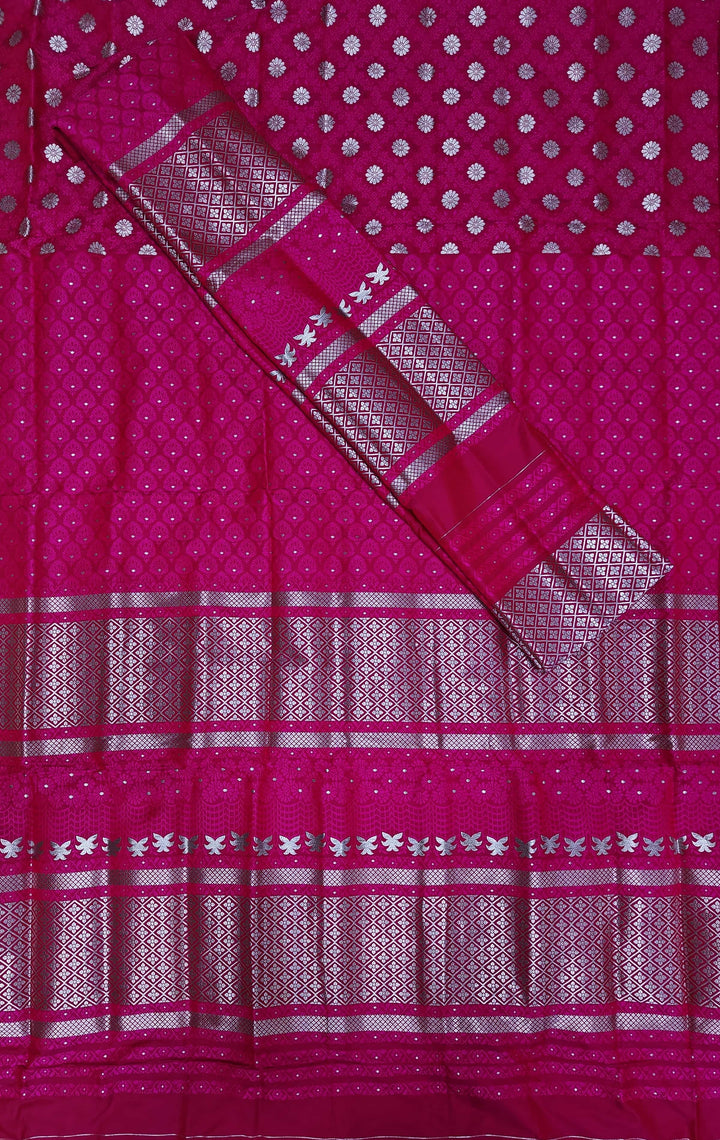 সূতাৰ- কাম (Dhaga-Work) মিক্স ছেট মেখলা চাদৰ