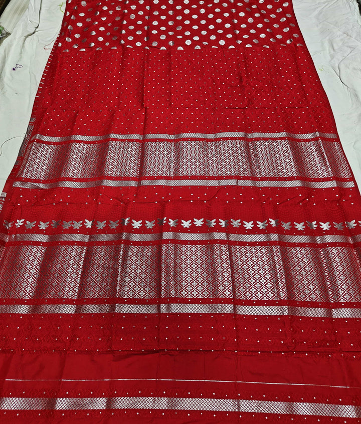 সূতাৰ- কাম (Dhaga-Work) মিক্স ছেট মেখলা চাদৰ