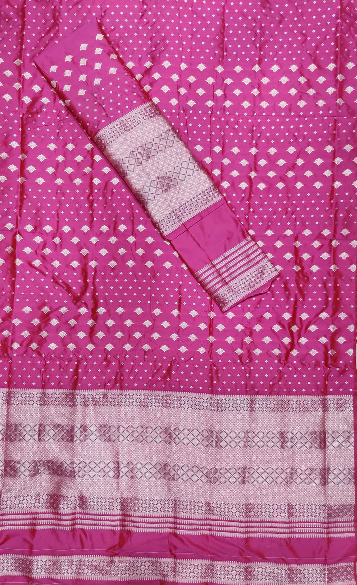 সূতাৰ- কাম (Dhaga-Work) মিক্স ছেট মেখলা চাদৰ