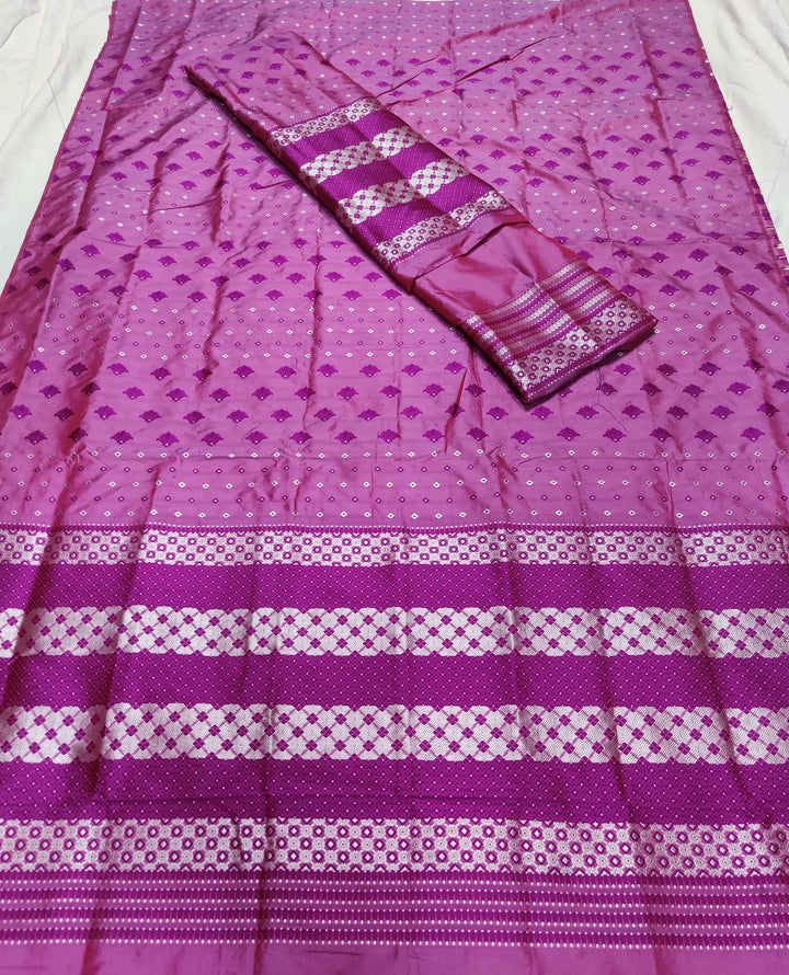 সূতাৰ- কাম (Dhaga-Work) মিক্স ছেট মেখলা চাদৰ