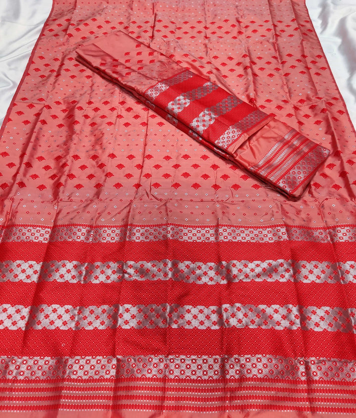 সূতাৰ- কাম (Dhaga-Work) মিক্স ছেট মেখলা চাদৰ