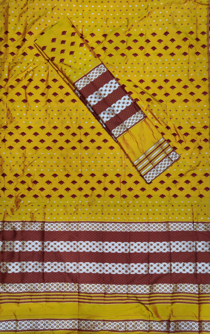 সূতাৰ- কাম (Dhaga-Work) মিক্স ছেট মেখলা চাদৰ