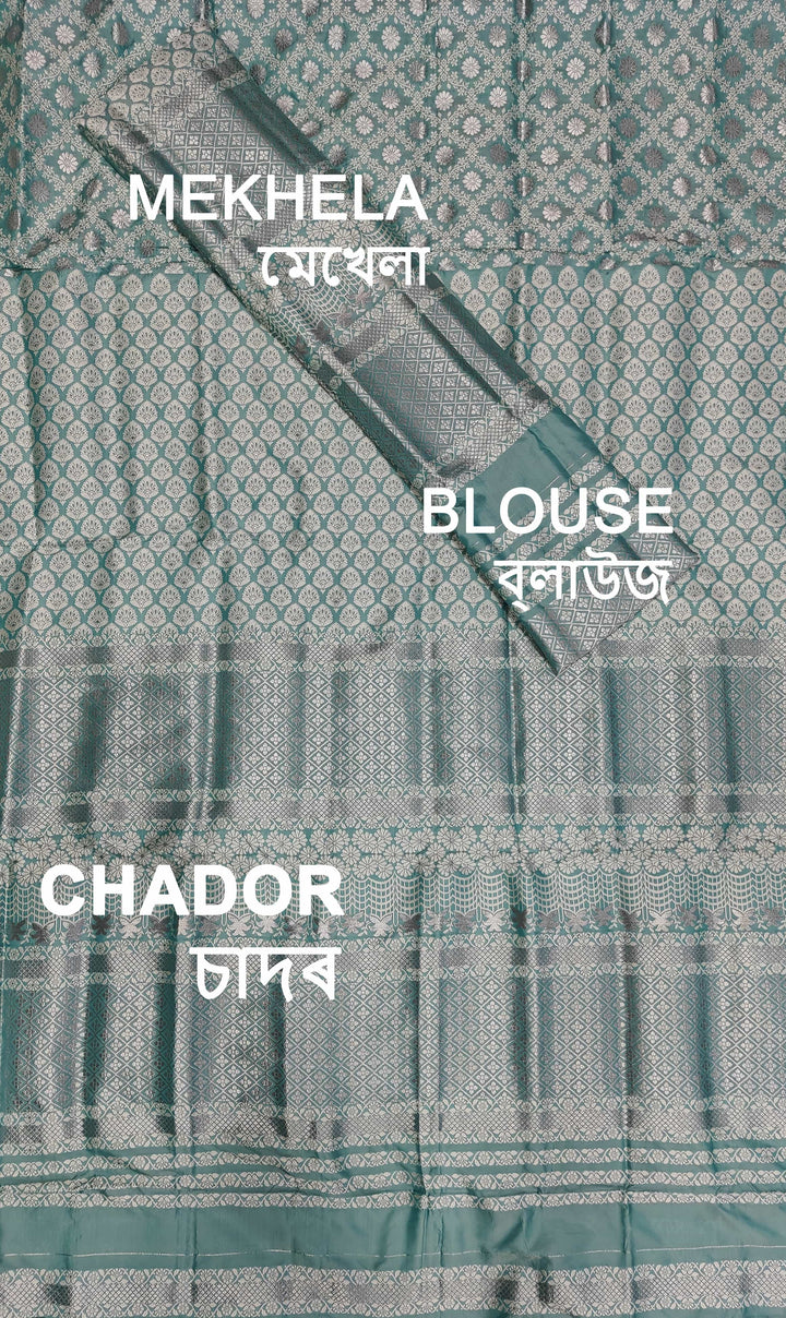 সূতাৰ- কাম (Dhaga-Work) মিক্স ছেট মেখলা চাদৰ