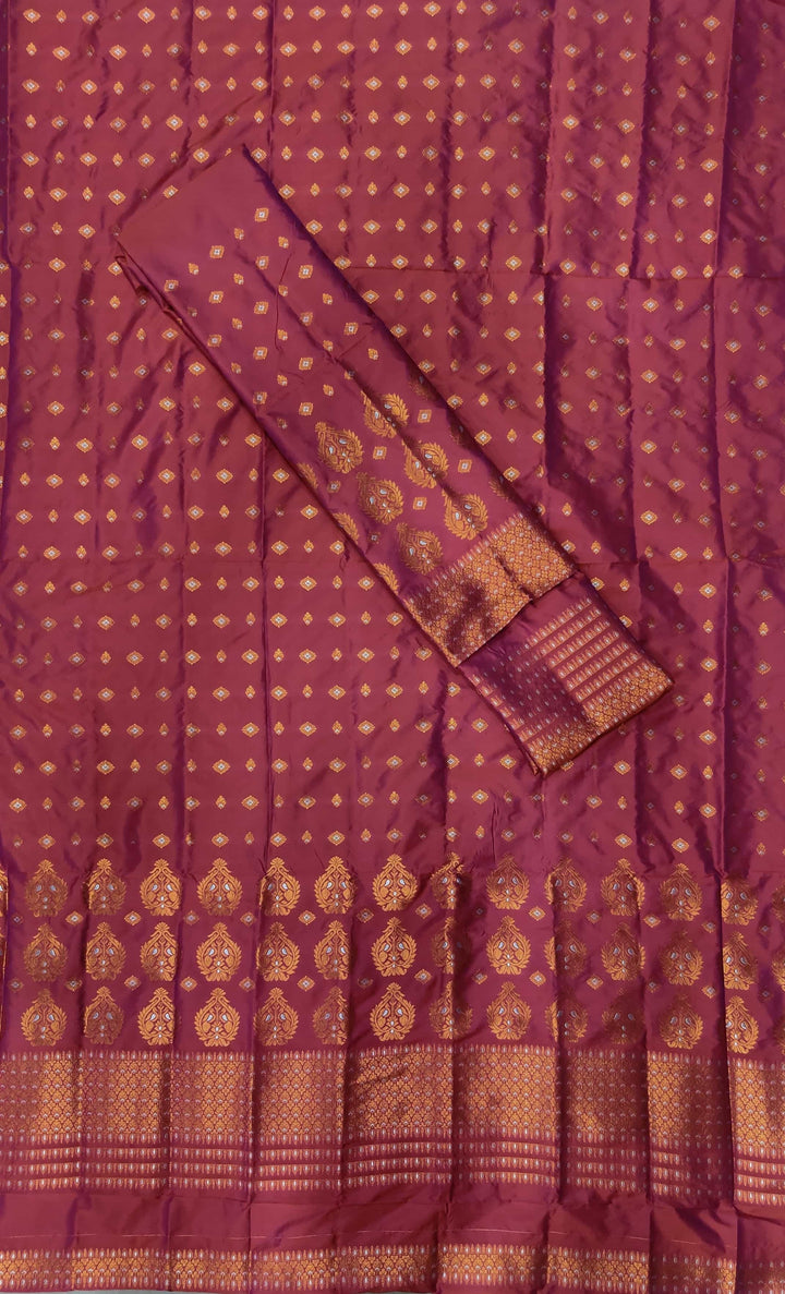 ৰং কৰা গুনা মিক্স ছেট মেখলা চাদৰ